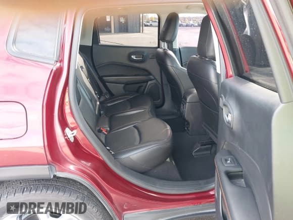 ✅ 2021 Jeep Compass Limited • VIN: 3C4NJDCB9MT504370 • Лот: 43475661. Опубликован ранее на IAAI с пробегом 92 792 миль. Бесплатный доступ к архиву аукционных продаж из США и подробный отчёт об истории автомобиля на DreamBid. Изображение 8.