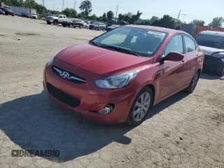 ✅ 2012 Hyundai Accent GLS • VIN: KMHCU4AE2CU135556 • Лот: 71939494. Опубликован ранее на Copart с пробегом 172 505 миль. Бесплатный доступ к архиву аукционных продаж из США и подробный отчёт об истории автомобиля на DreamBid. Изображение 1.