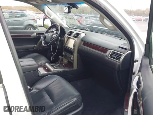 ✅ 2017 Lexus GX 460 Premium • VIN: JTJBM7FX2H5154506 • Lot: 43485672. Wystawiony na IAAI z przebiegiem 85 347 mil. Bezpłatny archiwum sprzedaży aukcyjnych z USA i szczegółowy raport historii pojazdu na DreamBid. Zdjęcie 5.