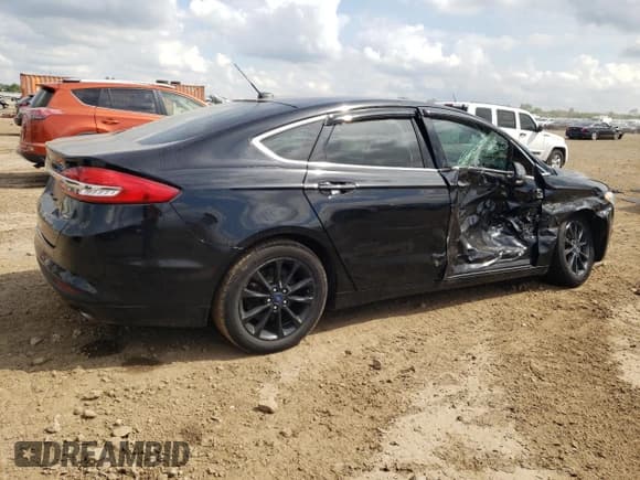 ✅ 2017 Ford Fusion SE • VIN: 3FA6P0PU5HR162853 • Лот: 69756625. Опубликован ранее на Copart с пробегом 110 241 миль. Бесплатный доступ к архиву аукционных продаж из США и подробный отчёт об истории автомобиля на DreamBid. Изображение 3.