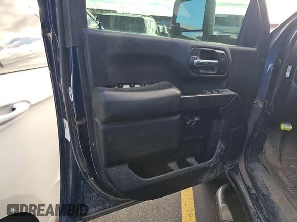 ✅ 2020 Chevrolet Silverado 2500HD Work Truck • VIN: 1GC1YLE72LF271986 • Лот: 43874641. Опубликован ранее на IAAI с пробегом 132 329 миль. Бесплатный доступ к архиву аукционных продаж из США и подробный отчёт об истории автомобиля на DreamBid. Изображение 10.