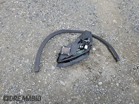 ✅ 2023 Tesla Model Y Long Range • VIN: 7SAYGDEE3PF751019 • Лот: 57972885. Опубликован ранее на Copart с пробегом 24 591 миль. Бесплатный доступ к архиву аукционных продаж из США и подробный отчёт об истории автомобиля на DreamBid. Изображение 13.