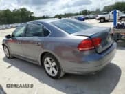 ✅ 2012 Volkswagen Passat SE • VIN: 1VWBH7A31CC049372 • Лот: 68421595. Опубликован ранее на Copart с пробегом 113 545 миль. Бесплатный доступ к архиву аукционных продаж из США и подробный отчёт об истории автомобиля на DreamBid. Изображение 2.