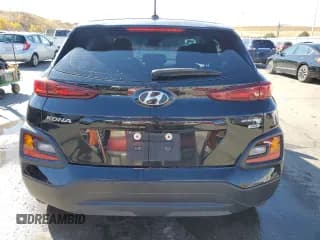 ✅ 2018 Hyundai Kona SE • VIN: KM8K1CAA9JU085053 • Лот: 72951943. Опубликован ранее на Copart с пробегом 143 344 миль. Бесплатный доступ к архиву аукционных продаж из США и подробный отчёт об истории автомобиля на DreamBid. Изображение 6.