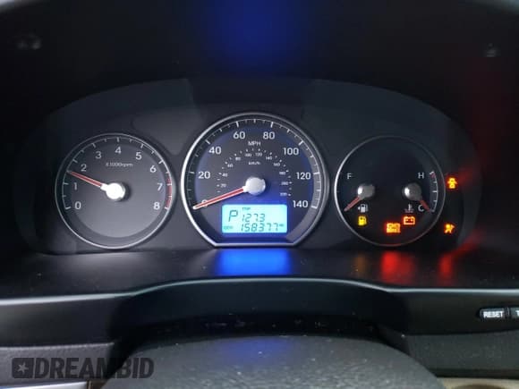 ✅ 2011 Hyundai Santa Fe GLS • VIN: 5XYZGDAG2BG079111 • Lot: 84824394. Listed on Copart with 158,377 mi. Free auction sales archive from the USA and detailed vehicle history report at DreamBid. Image 9.