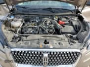 ✅ 2020 Lincoln Corsair Standard • VIN: 5LMCJ1C90LUL28194 • Lot: 70949373. Wystawiony na Copart z przebiegiem 44 195 mil. Bezpłatny archiwum sprzedaży aukcyjnych z USA i szczegółowy raport historii pojazdu na DreamBid. Zdjęcie 14.