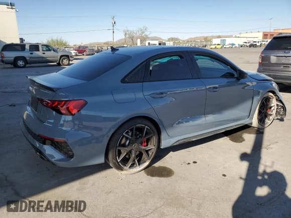 ✅ 2024 Audi RS 3 • VIN: WUAG4DGY5RA910632 • Лот: 73668904. Опубликован ранее на Copart с пробегом 2 487 миль. Бесплатный доступ к архиву аукционных продаж из США и подробный отчёт об истории автомобиля на DreamBid. Изображение 3.