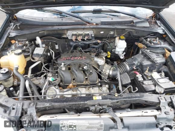 2006 Mercury Mariner Luxury with VIN 4M2YU56106KJ09196, listed as a IAAI auction lot 43307535 with 208,433 mi miles and . Bid and sale history available at DreamBid. Image 10.