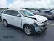 2014 Mitsubishi Outlander SE z VIN JA4AD3A34EZ011180, wystawiony jako IAAI lot #42201861 z przebiegiem 137 764 mil mil oraz . Historia ofert i sprzedaży dostępna na DreamBid. Obrazek 1.