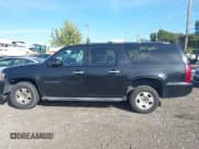 ✅ 2013 Chevrolet Suburban LT • VIN: 1GNSKJE7XDR100923 • Lot: 43365846. Listed on IAAI with Not provided. Free auction sales archive from the USA and detailed vehicle history report at DreamBid. Image 13.