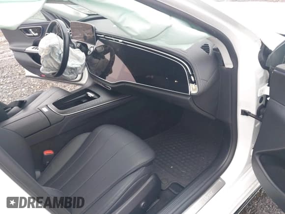 ✅ 2024 Mercedes-Benz E 350 • VIN: W1KLF4HB1RA039038 • Lot: 43434905. Wystawiony na IAAI z przebiegiem 5 345 mil. Bezpłatny archiwum sprzedaży aukcyjnych z USA i szczegółowy raport historii pojazdu na DreamBid. Zdjęcie 5.