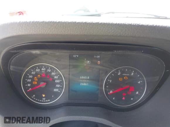 ✅ 2024 Mercedes-Benz Sprinter Cargo • VIN: W1Y4NCHY9RT181069 • Lot: 42072697. Wystawiony na IAAI z przebiegiem 26 861 mil. Bezpłatny archiwum sprzedaży aukcyjnych z USA i szczegółowy raport historii pojazdu na DreamBid. Zdjęcie 7.