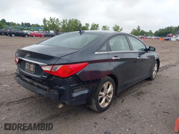 ✅ 2011 Hyundai Sonata SE • VIN: 5NPEC4AC0BH151147 • Лот: 43016334. Опубликован ранее на IAAI с пробегом 114 768 миль. Бесплатный доступ к архиву аукционных продаж из США и подробный отчёт об истории автомобиля на DreamBid. Изображение 4.