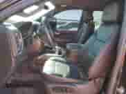 2020 Chevrolet Silverado 3500HD High Country z VIN 1GC4YVEYXLF105443, wystawiony jako Copart lot #52015675 z przebiegiem 73 070 mil mil oraz Szkoda całkowita • Salvage title. Historia ofert i sprzedaży dostępna na DreamBid. Obrazek 7.