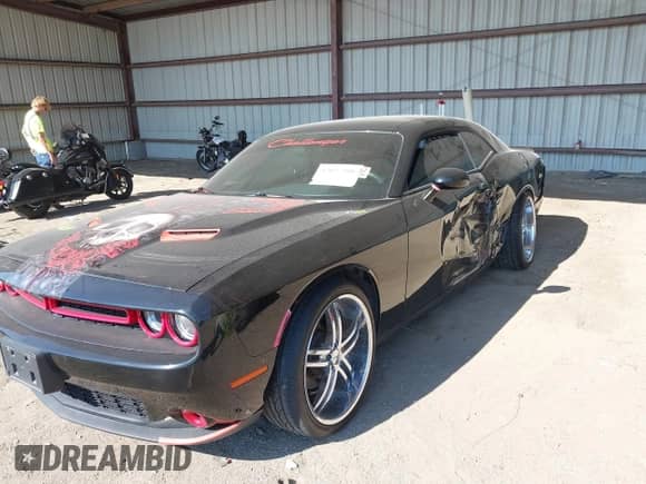 2016 Dodge Challenger SXT Plus z VIN 2C3CDZAG8GH202208, wystawiony jako IAAI lot #43027208 z przebiegiem 63 967 mil mil oraz . Historia ofert i sprzedaży dostępna na DreamBid. Obrazek 2.