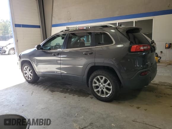 ✅ 2016 Jeep Cherokee Latitude • VIN: 1C4PJMCB8GW145875 • Лот: 90926275. Опубликован ранее на Copart с пробегом 91 179 миль. Бесплатный доступ к архиву аукционных продаж из США и подробный отчёт об истории автомобиля на DreamBid. Изображение 2.