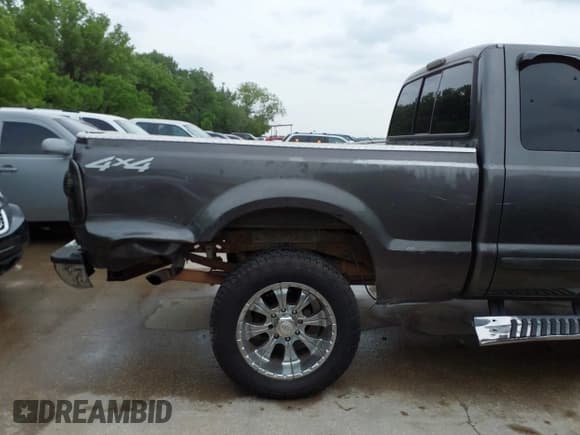 ✅ 2003 Ford F-250 XL • VIN: 1FTNX21L73EB40320 • Lot: 42071292. Listed on IAAI with 301,082 mi. Free auction sales archive from the USA and detailed vehicle history report at DreamBid. Image 6.