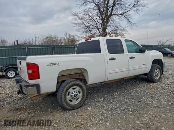 ✅ 2013 Chevrolet Silverado 2500HD LT • VIN: 1GC1KXCG4DF214590 • Лот: 90464565. Опубликован ранее на Copart с пробегом 256 475 миль. Бесплатный доступ к архиву аукционных продаж из США и подробный отчёт об истории автомобиля на DreamBid. Изображение 3.
