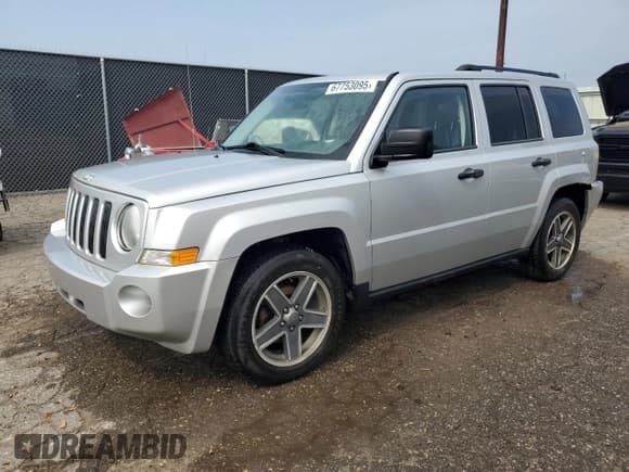 ✅ 2009 Jeep Patriot Sport • VIN: 1J4FF28B49D183042 • Lot: 67753095. Wystawiony na Copart z przebiegiem 131 402 mil. Bezpłatny archiwum sprzedaży aukcyjnych z USA i szczegółowy raport historii pojazdu na DreamBid. Zdjęcie 1.
