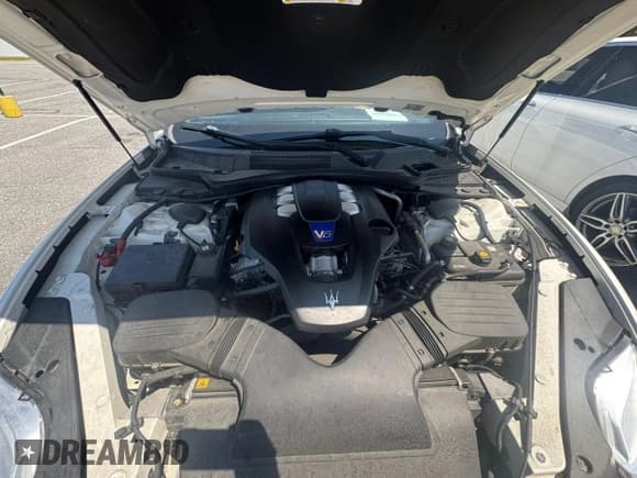 ✅ 2014 Maserati Quattroporte S Q4 • VIN: ZAM56RRA5E1106512 • Lot: 59744655. Wystawiony na Copart z przebiegiem 83 312 mil. Bezpłatny archiwum sprzedaży aukcyjnych z USA i szczegółowy raport historii pojazdu na DreamBid. Zdjęcie 7.