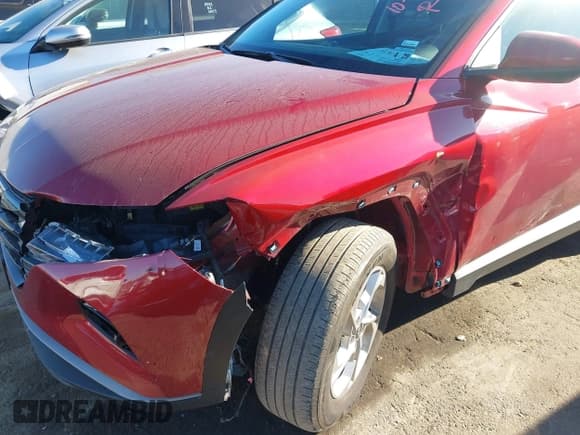 ✅ 2024 Hyundai Tucson SEL • VIN: 5NMJBCDE3RH407829 • Lot: 43636932. Listed on IAAI with 33,979 mi. Free auction sales archive from the USA and detailed vehicle history report at DreamBid. Image 6.