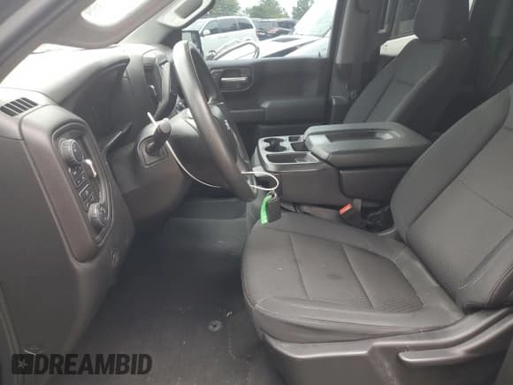 ✅ 2020 Chevrolet Silverado 1500 Custom • VIN: 1GCRYBEK2LZ213098 • Lot: 62919325. Listed on Copart with 58,156 mi. Free auction sales archive from the USA and detailed vehicle history report at DreamBid. Image 7.