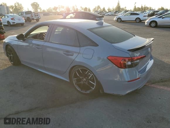 ✅ 2024 Honda Civic Si • VIN: 2HGFE1E56RH473806 • Lot: 81976625. Wystawiony na Copart z przebiegiem 23 886 mil. Bezpłatny archiwum sprzedaży aukcyjnych z USA i szczegółowy raport historii pojazdu na DreamBid. Zdjęcie 2.