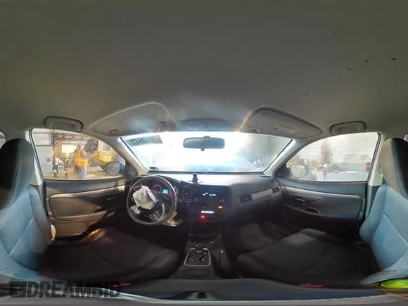 ✅ 2014 Mitsubishi Outlander ES • VIN: JA4AD2A39EZ007538 • Лот: 90595435. Опубликован ранее на Copart с пробегом 151 539 миль. Бесплатный доступ к архиву аукционных продаж из США и подробный отчёт об истории автомобиля на DreamBid. Изображение 15.