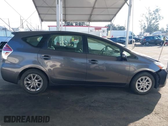 ✅ 2015 Toyota Prius Two • VIN: JTDZN3EU3FJ037441 • Lot: 41430837. Listed on IAAI with 191,370 mi. Free auction sales archive from the USA and detailed vehicle history report at DreamBid. Image 13.
