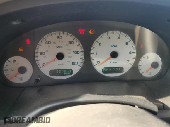 ✅ 2001 Chrysler Town & Country EX • VIN: 2C4GP74L71R294365 • Лот: 65771925. Опубликован ранее на Copart с пробегом 230 884 миль. Бесплатный доступ к архиву аукционных продаж из США и подробный отчёт об истории автомобиля на DreamBid. Изображение 9.