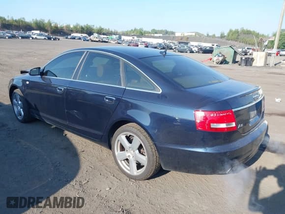 ✅ 2008 Audi A6 • VIN: WAUDH74F78N164343 • Lot: 42966049. Listed on IAAI with 124,881 mi. Free auction sales archive from the USA and detailed vehicle history report at DreamBid. Image 3.