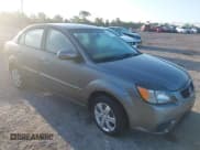 ✅ 2011 Kia Rio LX • VIN: KNADH4A37B6923356 • Lot: 42006874. Wystawiony na IAAI z przebiegiem 116 462 mil. Bezpłatny archiwum sprzedaży aukcyjnych z USA i szczegółowy raport historii pojazdu na DreamBid. Zdjęcie 1.