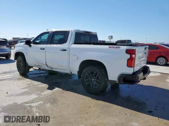 ✅ 2022 Chevrolet Silverado 1500 LT Trail Boss • VIN: 3GCUDFET3NG659222 • Lot: 91209475. Wystawiony na Copart z przebiegiem 67 285 mil. Bezpłatny archiwum sprzedaży aukcyjnych z USA i szczegółowy raport historii pojazdu na DreamBid. Zdjęcie 2.