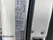 ✅ 2019 Jeep Cherokee Latitude Plus • VIN: 1C4PJLLB0KD466100 • Lot: 85128315. Wystawiony na Copart z przebiegiem Nie podano. Bezpłatny archiwum sprzedaży aukcyjnych z USA i szczegółowy raport historii pojazdu na DreamBid. Zdjęcie 13.