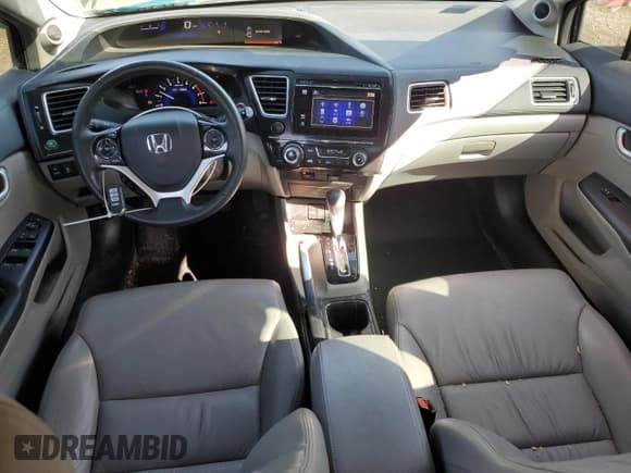 ✅ 2015 Honda Civic • VIN: 19XFB4F30FE002151 • Lot: 51020875. Listed on Copart with 147,569 mi. Free auction sales archive from the USA and detailed vehicle history report at DreamBid. Image 8.