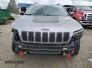 ✅ 2019 Jeep Cherokee Trailhawk • VIN: 1C4PJMBX4KD398693 • Lot: 85912715. Listed on Copart with 63,768 mi. Free auction sales archive from the USA and detailed vehicle history report at DreamBid. Image 5.