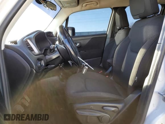 ✅ 2017 Jeep Renegade Sport • VIN: ZACCJBAH3HPG15030 • Lot: 82324484. Listed on Copart with 122,742 mi. Free auction sales archive from the USA and detailed vehicle history report at DreamBid. Image 7.