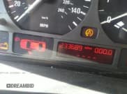 ✅ 1999 BMW 3 Series 328i • VIN: WBAAM5331XFR03936 • Lot: 30771143. Wystawiony na IAAI z przebiegiem 233 689 mil. Bezpłatny archiwum sprzedaży aukcyjnych z USA i szczegółowy raport historii pojazdu na DreamBid. Zdjęcie 7.