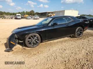 2023 Dodge Challenger GT z VIN 2C3CDZJG9PH625606, wystawiony jako Copart lot #71991755 z przebiegiem 68 971 mil mil oraz Szkoda całkowita • Salvage title. Historia ofert i sprzedaży dostępna na DreamBid. Obrazek 1.