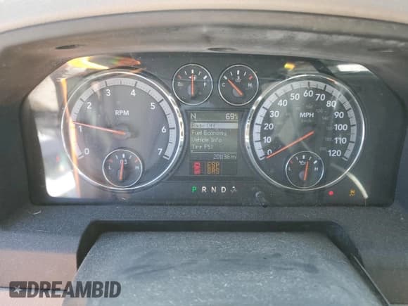 ✅ 2010 Dodge 1500 SLT • VIN: 1D7RV1GP3AS234310 • Lot: 50831815. Wystawiony na Copart z przebiegiem 201 136 mil. Bezpłatny archiwum sprzedaży aukcyjnych z USA i szczegółowy raport historii pojazdu na DreamBid. Zdjęcie 9.