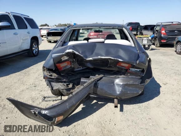 ✅ 1995 Honda Civic • VIN: JHMEH9691SS005092 • Лот: 72748724. Опубликован ранее на Copart с пробегом 122 093 миль. Бесплатный доступ к архиву аукционных продаж из США и подробный отчёт об истории автомобиля на DreamBid. Изображение 6.