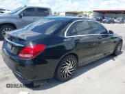 ✅ 2016 Mercedes-Benz C 300 • VIN: 55SWF4JB9GU169458 • Lot: 42594453. Wystawiony na IAAI z przebiegiem 171 688 mil. Bezpłatny archiwum sprzedaży aukcyjnych z USA i szczegółowy raport historii pojazdu na DreamBid. Zdjęcie 4.