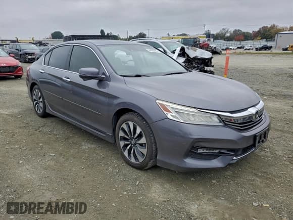 ✅ 2017 Honda Accord Touring • VIN: JHMCR6F75HC022224 • Лот: 94582465. Опубликован ранее на Copart с пробегом 147 307 миль. Бесплатный доступ к архиву аукционных продаж из США и подробный отчёт об истории автомобиля на DreamBid. Изображение 4.