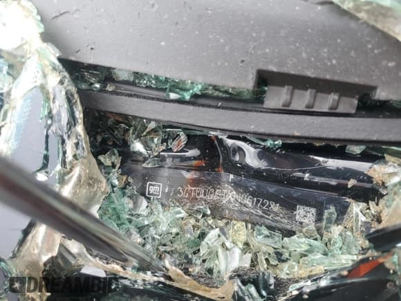 ✅ 2022 GMC Sierra 1500 • VIN: 3GTUUGETXNG617281 • Lot: 73015854. Wystawiony na Copart z przebiegiem Nie podano. Bezpłatny archiwum sprzedaży aukcyjnych z USA i szczegółowy raport historii pojazdu na DreamBid. Zdjęcie 13.