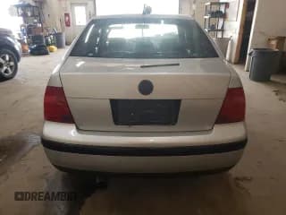 ✅ 2002 Volkswagen Jetta GLS • VIN: 3VWSB69M52M176650 • Lot: 66956454. Wystawiony na Copart z przebiegiem Nie podano. Bezpłatny archiwum sprzedaży aukcyjnych z USA i szczegółowy raport historii pojazdu na DreamBid. Zdjęcie 6.