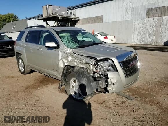 ✅ 2014 GMC Terrain SLT • VIN: 2GKALSEK4E6263967 • Lot: 82458745. Wystawiony na Copart z przebiegiem 184 158 mil. Bezpłatny archiwum sprzedaży aukcyjnych z USA i szczegółowy raport historii pojazdu na DreamBid. Zdjęcie 14.