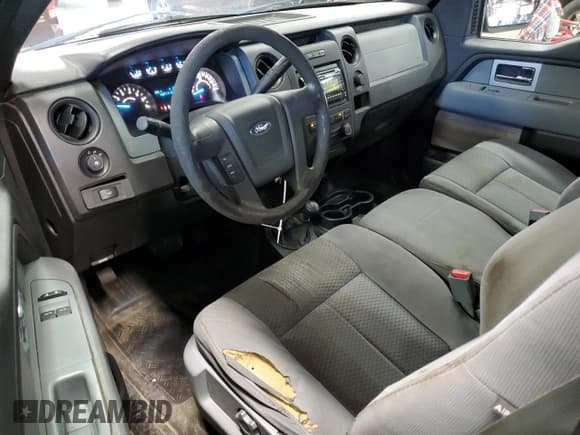 ✅ 2011 Ford F-150 XL • VIN: 1FTMF1EMXBFC06542 • Lot: 85867105. Listed on Copart with 74,877 mi. Free auction sales archive from the USA and detailed vehicle history report at DreamBid. Image 8.