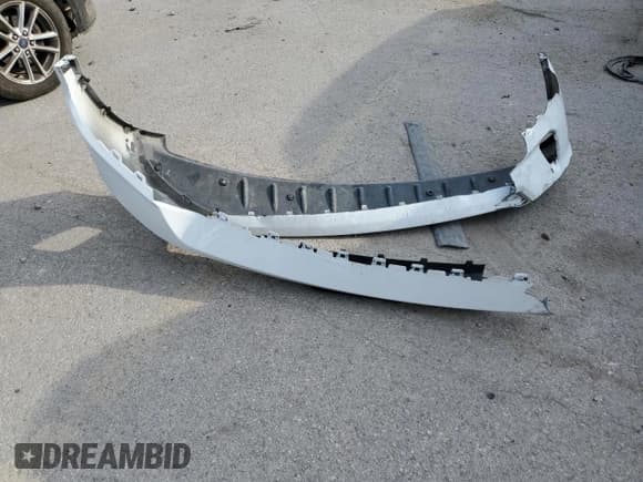 ✅ 2018 Ram 1500 Express • VIN: 3C6RR7KT3JG178809 • Lot: 81263245. Listed on Copart with 147,690 mi. Free auction sales archive from the USA and detailed vehicle history report at DreamBid. Image 12.