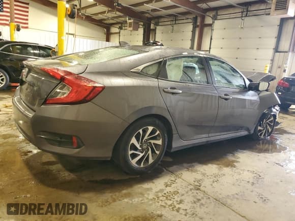 ✅ 2017 Honda Civic EX • VIN: 2HGFC2F7XHH530244 • Лот: 92415955. Опубликован ранее на Copart с пробегом Не указан. Бесплатный доступ к архиву аукционных продаж из США и подробный отчёт об истории автомобиля на DreamBid. Изображение 3.