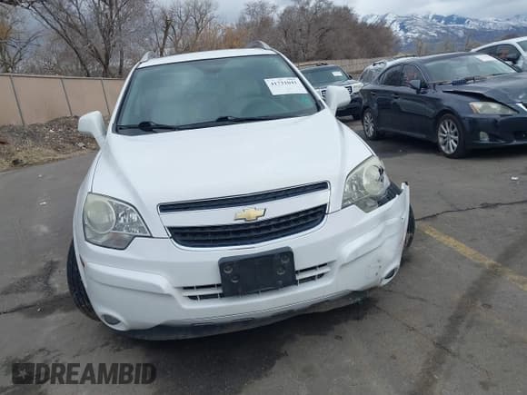 ✅ 2014 Chevrolet Captiva Sport LTZ • VIN: 3GNAL4EK8ES631051 • Lot: 41721041. Wystawiony na IAAI z przebiegiem 140 258 mil. Bezpłatny archiwum sprzedaży aukcyjnych z USA i szczegółowy raport historii pojazdu na DreamBid. Zdjęcie 12.